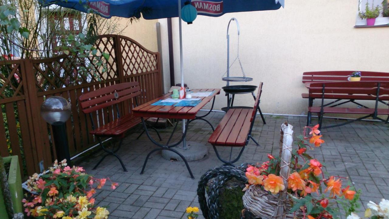 Patio Dom Goscinny Łukęcin エクステリア 写真