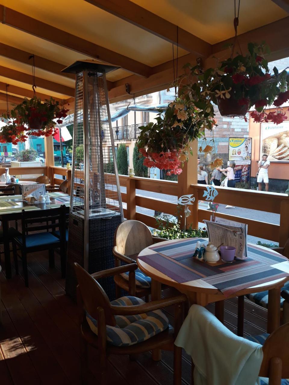 Patio Dom Goscinny Łukęcin エクステリア 写真